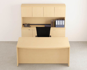 Concept 70 Executive "U" Desk with Hutch